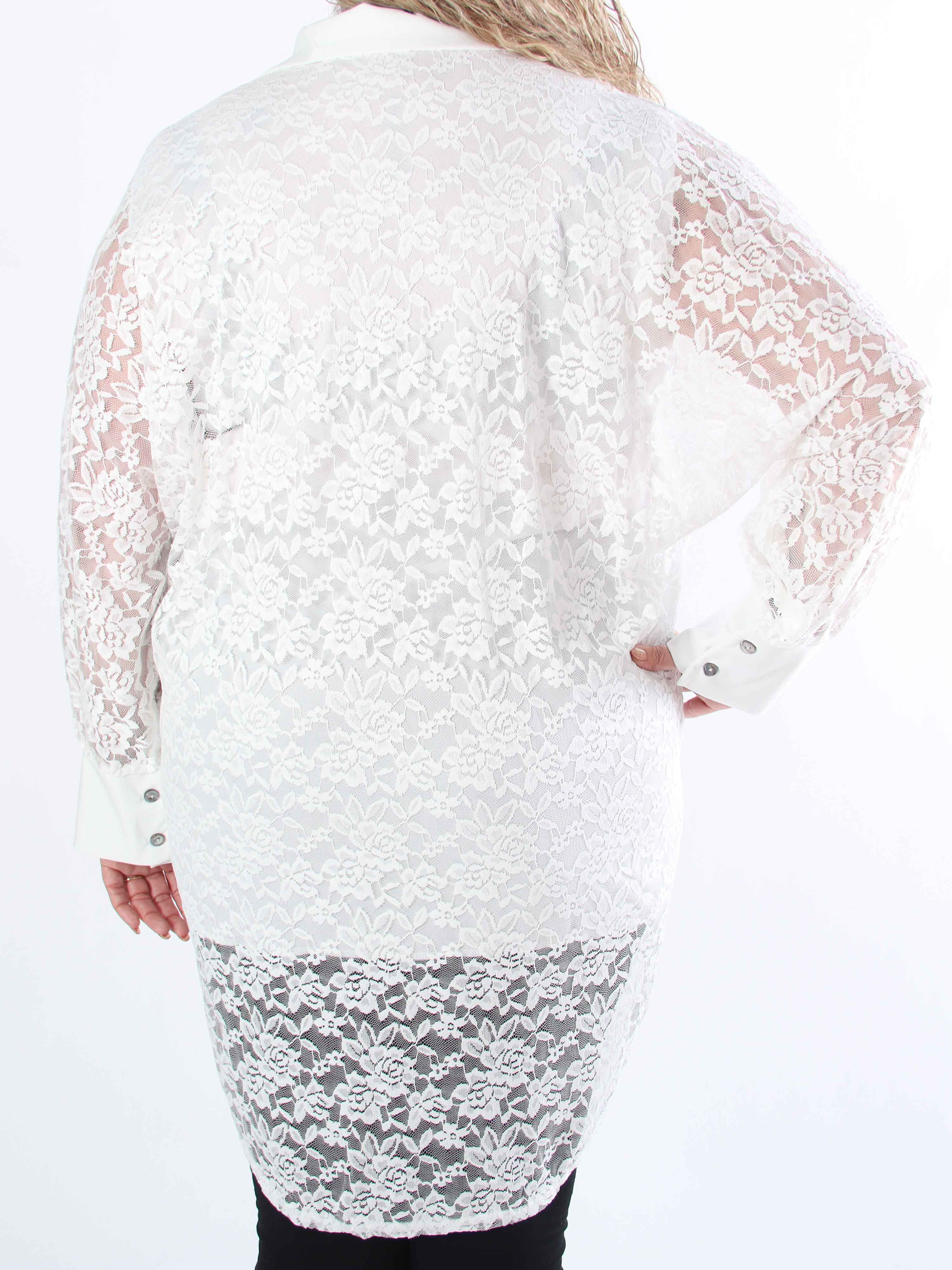 Katherine - Sød plus size skjorte i blonder